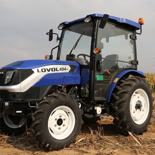 Lovol_M404_Kabine_Traktor_2