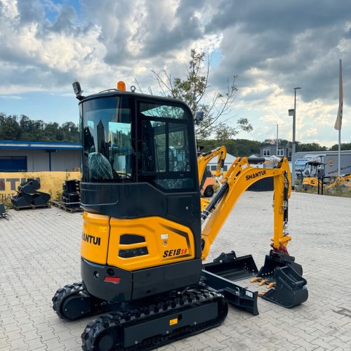 Shantui_SE18SR_Minibagger_3